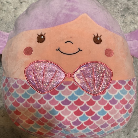 Denise Jumbo Mermaid Squishmallow - Picture 4 of 16